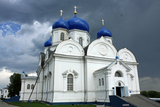 Basiliek bij vrouwenklooster Vladimir