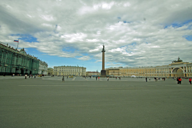 Plein bij de Hermitage St. Petersburg