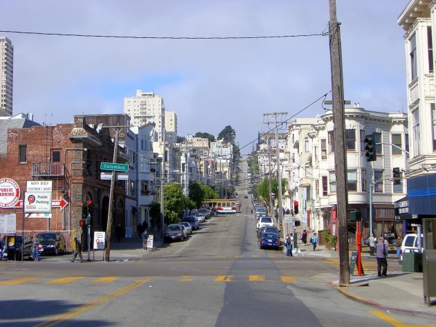 COLUMBUS-street in San Francisco