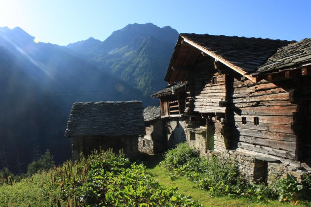 Alpenzu houten huizen