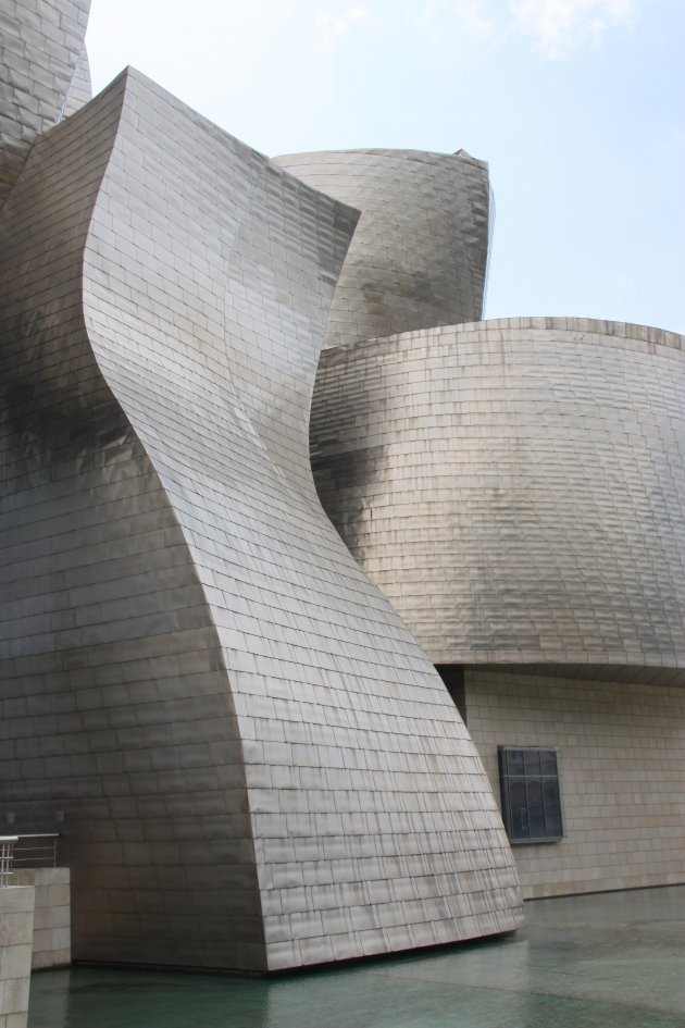 Licht op het Guggenheim Bilbao
