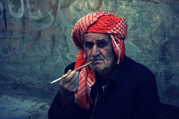 Een tabakshandelaar in Irak