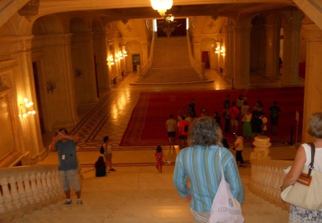 het Paleis van het Parlement gebouwd onder Ceaucescu