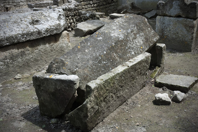 Begraven worden in les Alyscamps - Arles