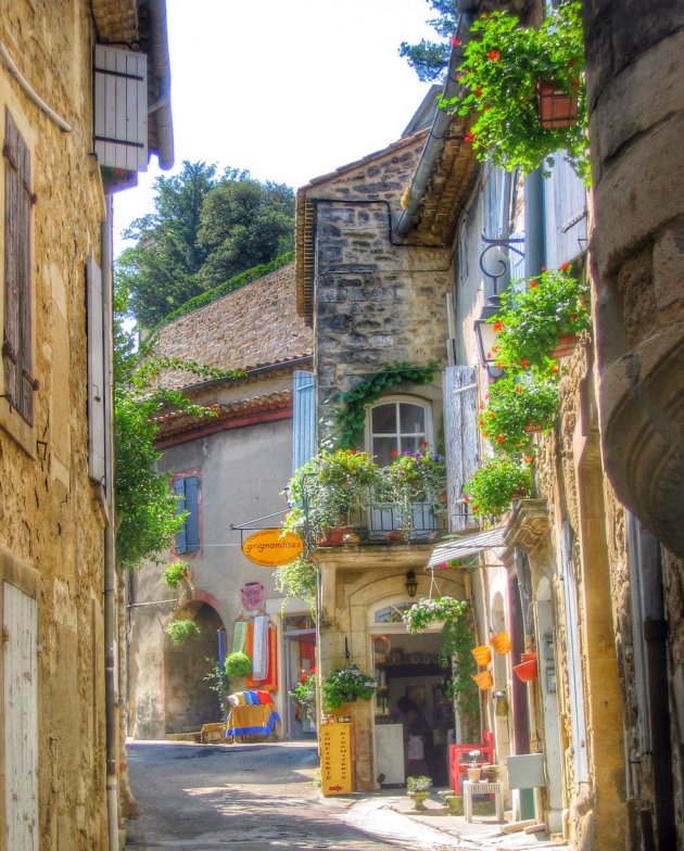 Straatje in de Provence