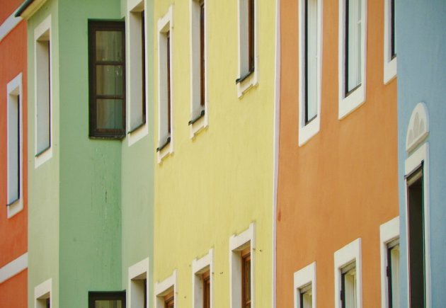 Gekleurde gevels in Kitzbühel