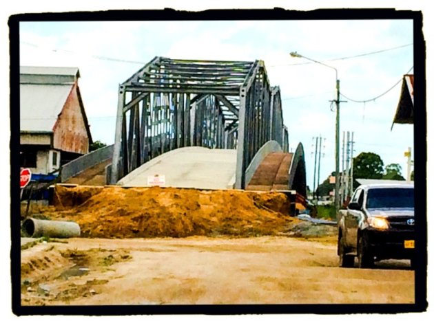 Nieuwe brug in Paramaribo