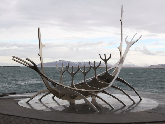Design Vikingsschip in Reykjavik 