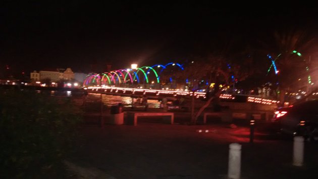 Pontonbrug Willemstad Curacao