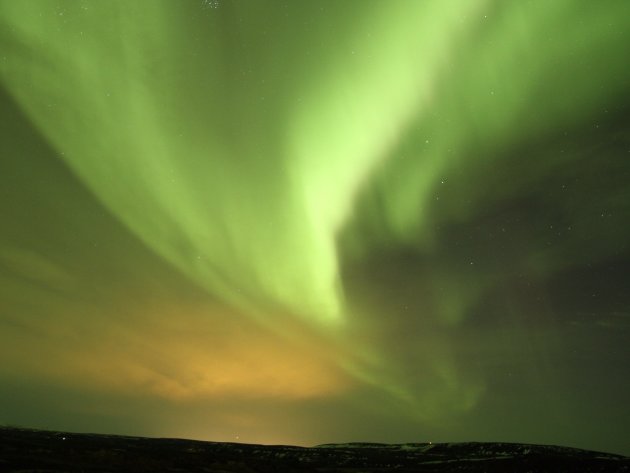 Aurora Borealis bij Reykjavik
