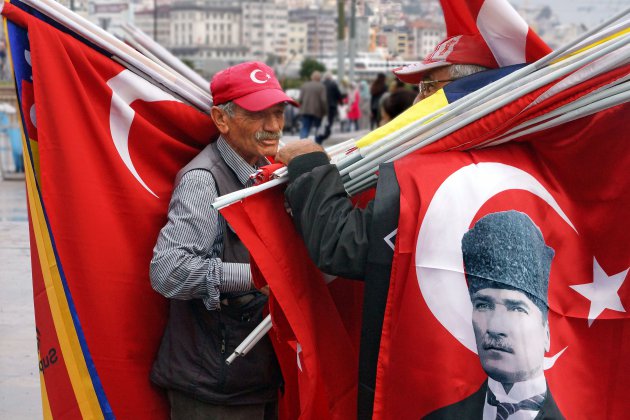 Vlaggen met Atatürk