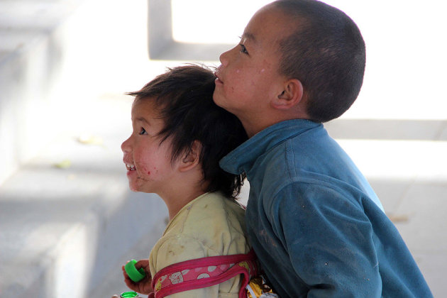 kinderen in tibet