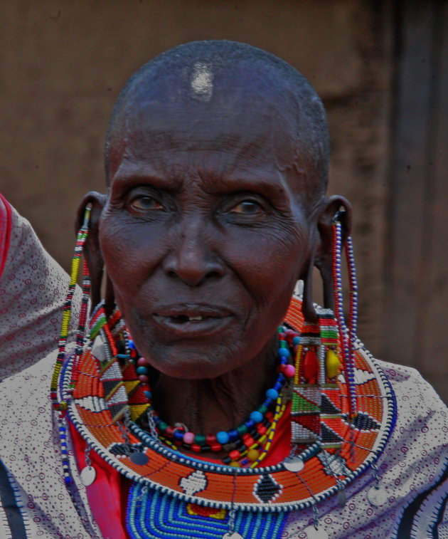 Oude Masaai vrouw