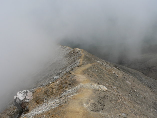 Mist in de Krater.