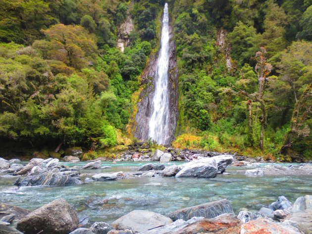Thunder Creek Falls - NZ
