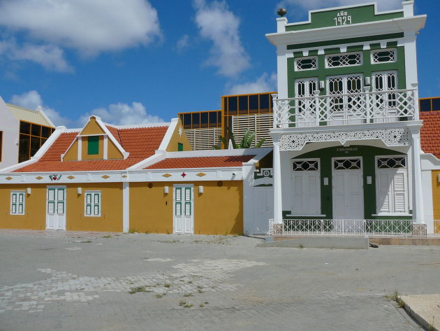 Monumentale panden in hartje stad Oranjestad