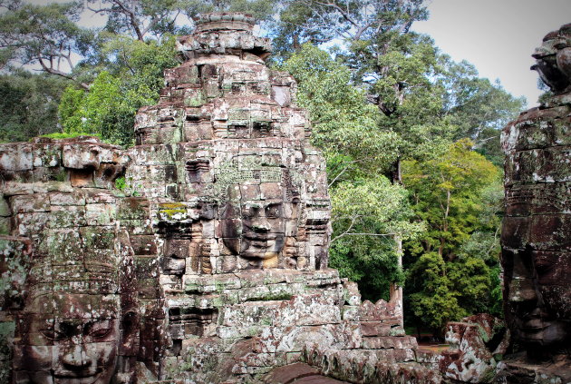 Cambodja, Angkor Wat: buitenkant tempel