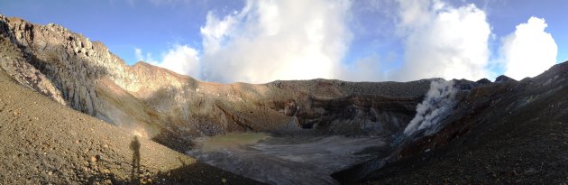 Gunung Egon krater (panorama)