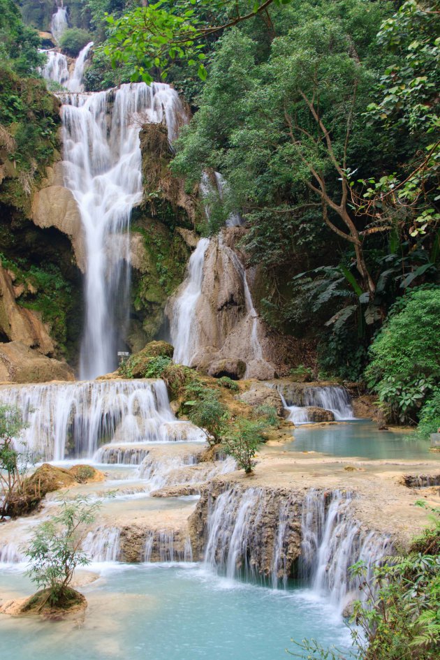 Kuang Si waterval