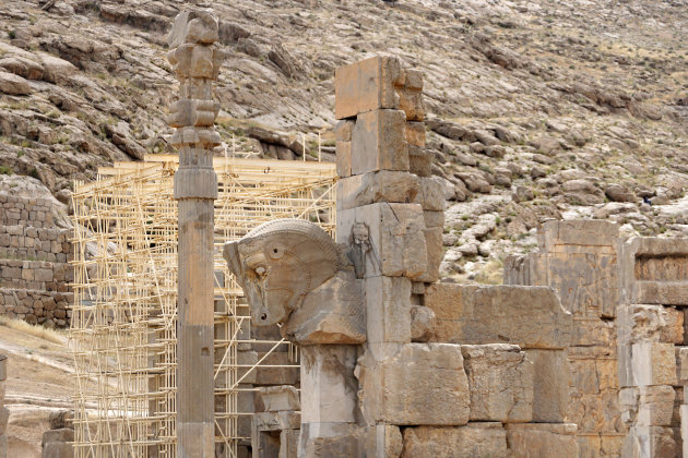 Poort met 'paard' in Persepolis