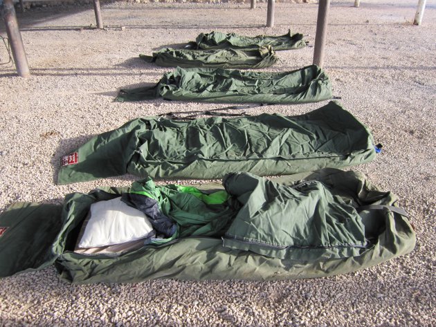 The Nullarbor: de ultieme outbackkampeertip: slapen in een SWAG