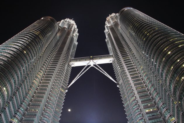 Petronas torens bij nacht