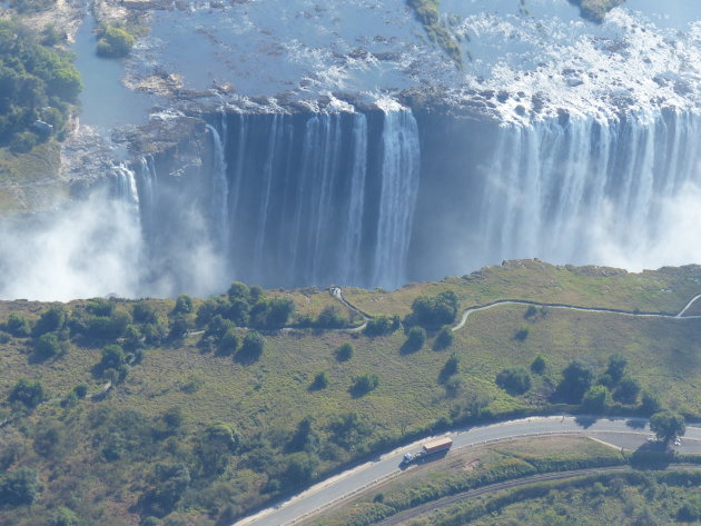 Vanuit een helikopter: de indrukwekkende Victoria Falls!
