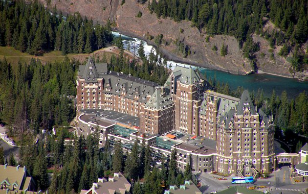 Fairmont Banff Springs hotel !
