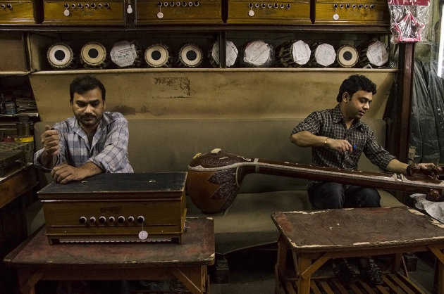 The instrument makers of Shankhari Bazar