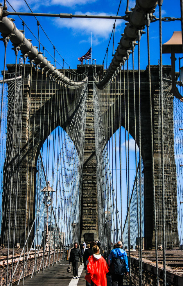 Massief _ Brooklyn Bridge