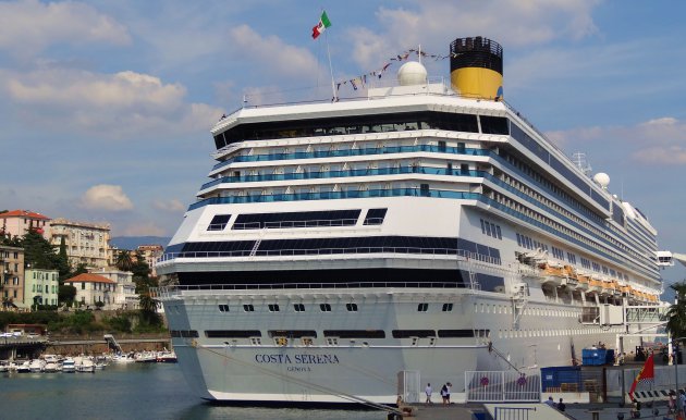 Cruiseschepen in Savona