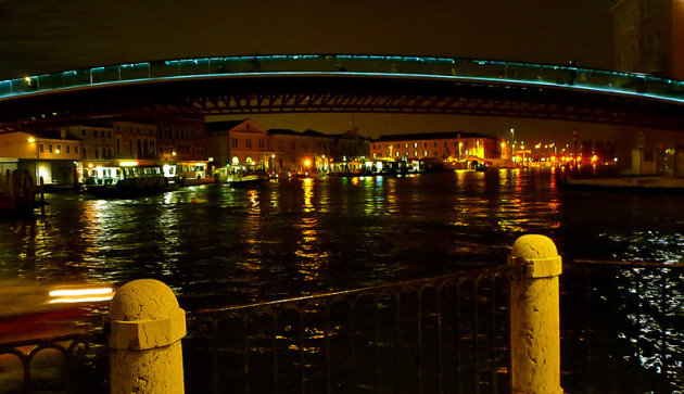 De Ponte della Costituzione in Venetië.
