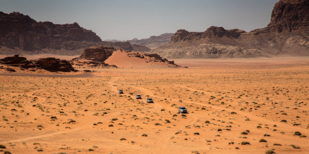 Rijden in de Wadi Rum