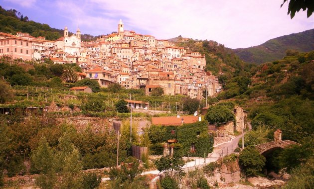 Ceriana, een typisch Ligurisch dorpje