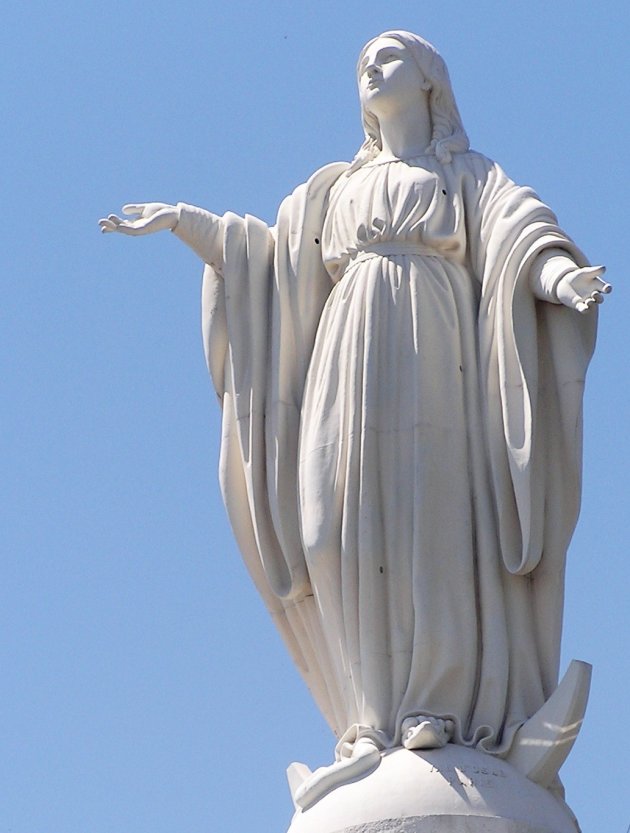 Santiago: Maria op de heuvel