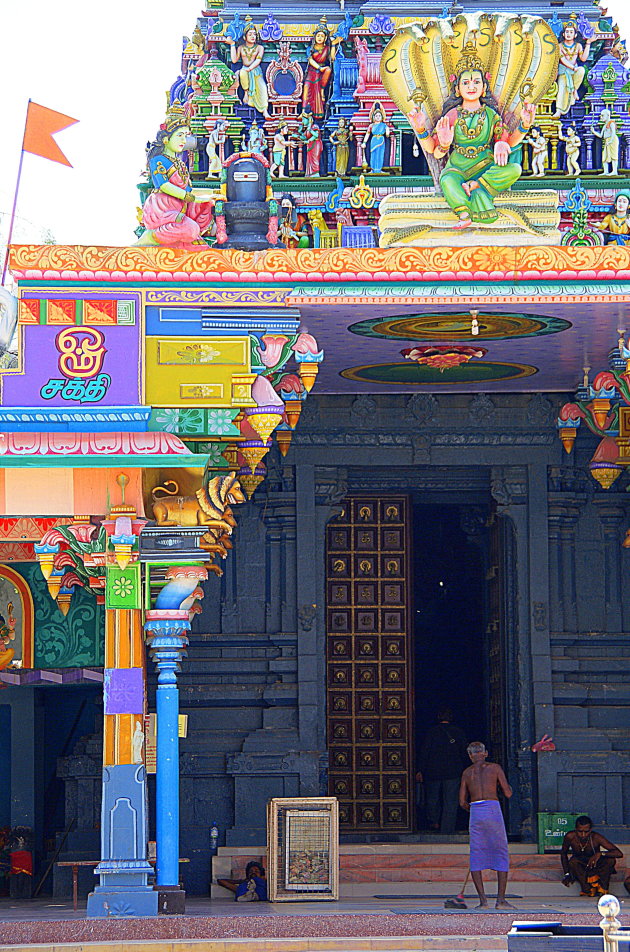 Tempel met nieuwe deur