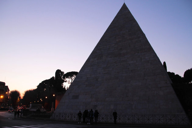Piramide van Cestius