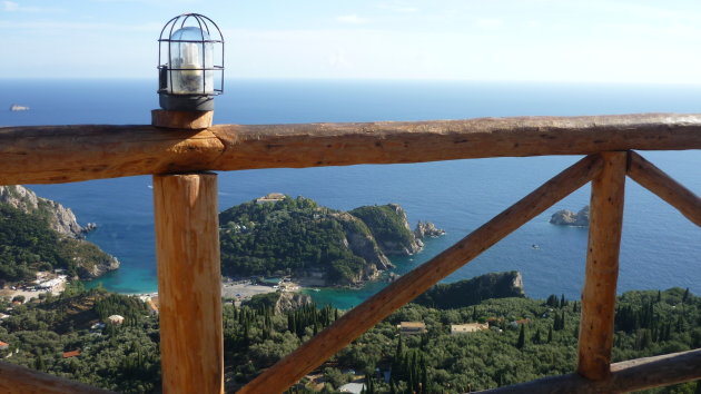 Lákones - Corfu - mooie route langs hoger gelegen dorpjes (James Bond fans opgelet!)