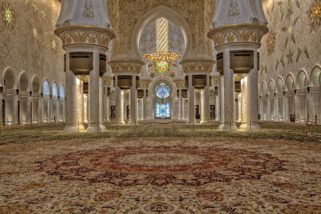 Sjeikh Zayed Moskee van de binnenkant