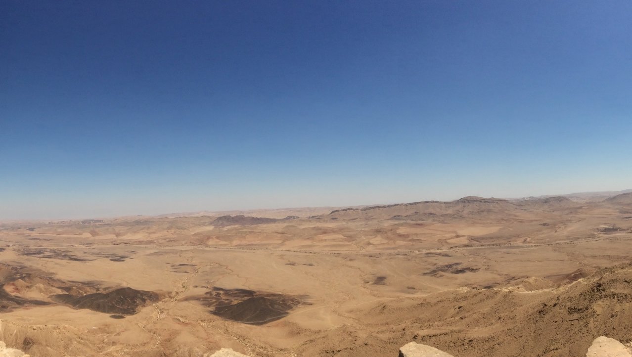 Mitzpe Ramon, 's-werelds grootste krater midden in de Negev woestijn. Waan je in het grootste maanlandschap op aarde!