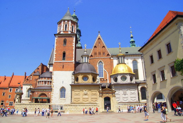 Kathedraal boven op de Burcht van Krakau