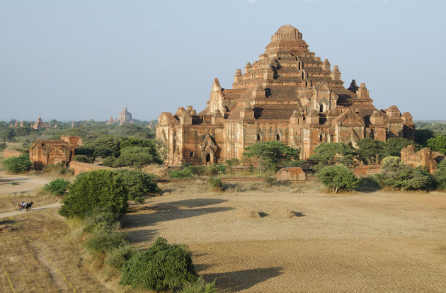 Golden hour in Bagan