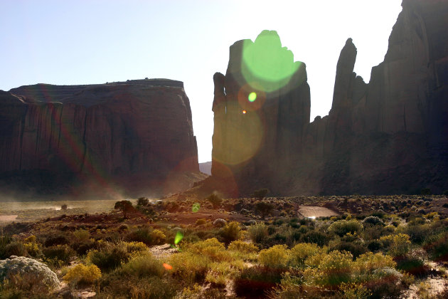 Dust In Monument Valley 