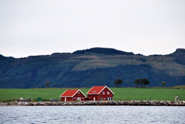 Aan het Noorse fjord