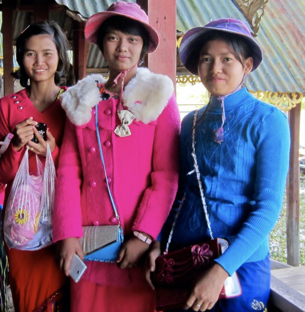 Beautiful girls of Myanmar