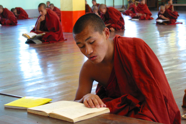 Studerende monniken in Birma