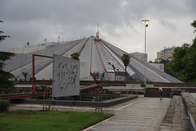 Piramide van Hoxha