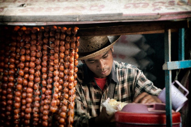 Sausage seller on Pasar Leu market