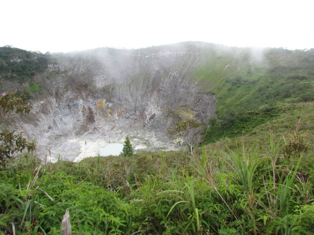 Mahawu krater