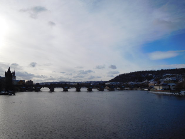Karelsbrug in de winterzon
